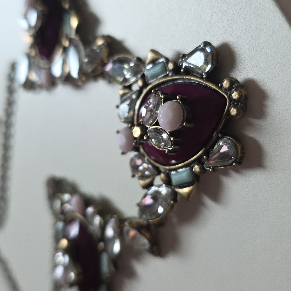 Bold Statement Necklace - image 4